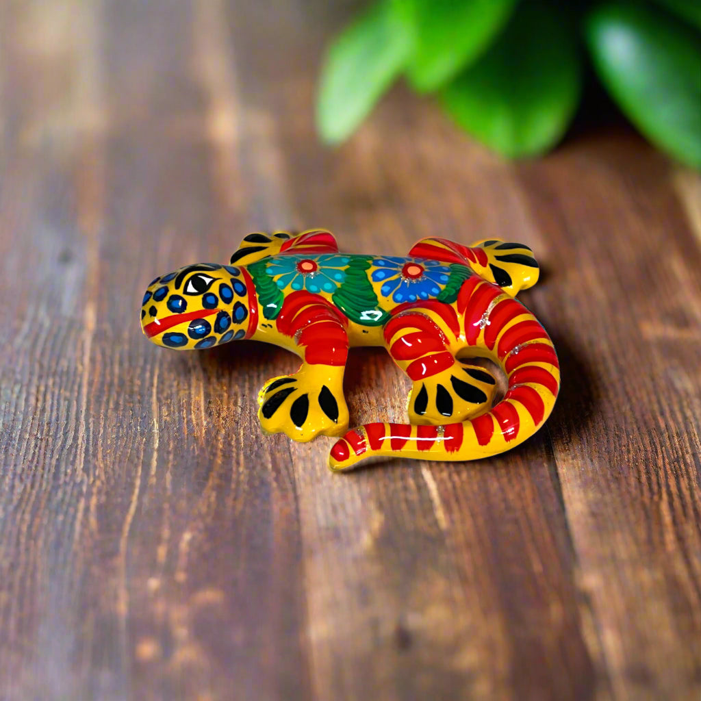 Talavera Lizard Figurine | Mexican Handcrafted Wall Decor