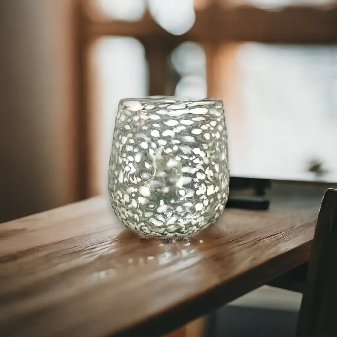 Handcrafted Stemless Wine Glasses - Elegant Design