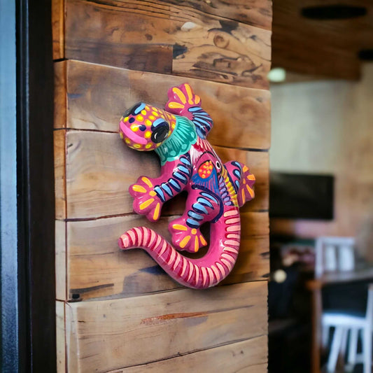 Guerrero Hand-Painted Lizard Wall Art | Colorful Mexican Artisan Décor (Large)