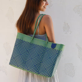 Palmera Woven Super Tote
