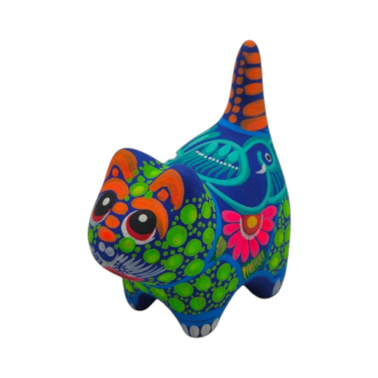 Alebrije Cat Figurine | Hand-Painted Ceramic Artwork featuring vibrant colors and intricate folk-art details.