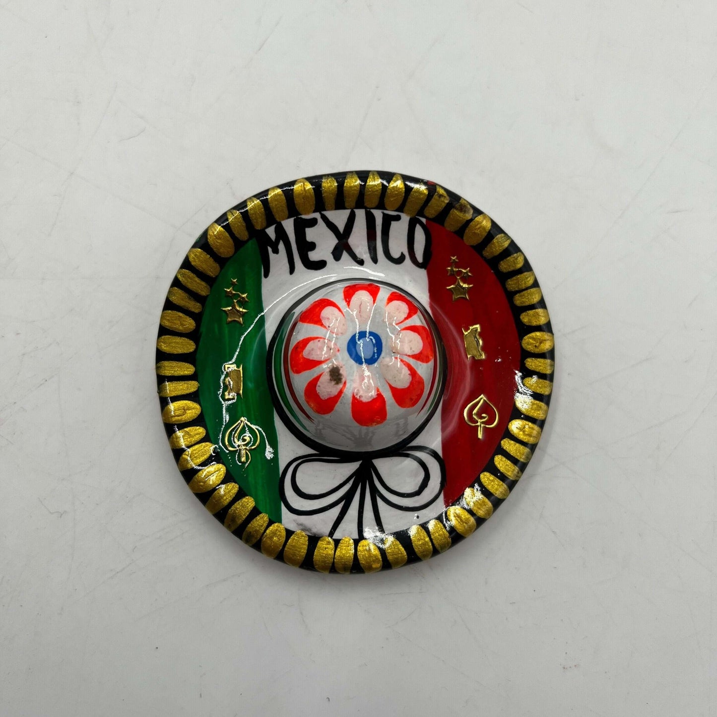 Guerrero Pottery Magnets | Assorted Mexican Fridge Magnets - hand-painted Mexican flag tematica magnet from Guanajuato with floral design