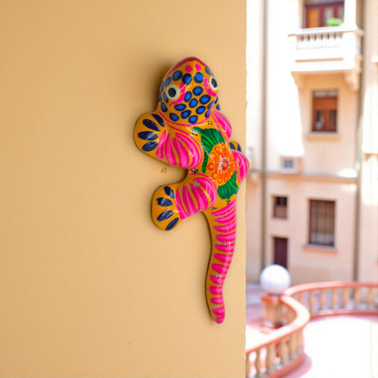 Vibrant Guerrero Gecko Figurine | Hand-Painted Mexican Folk Art hand-painted pink and green striped Guerrero gecko wall figurine by Talavera Hub