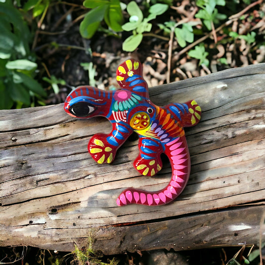 Vibrant Mexican Handcrafted Lizard Wall Art | Talavera Hand-Painted Décor (Small)