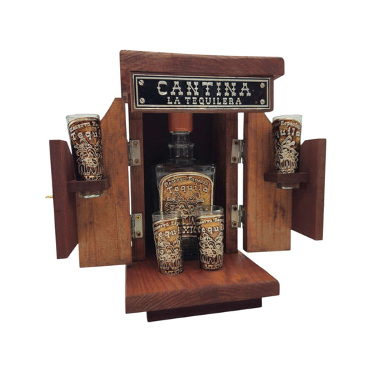 Front view of Mexican tequila decanter set with decanter and shot glasses