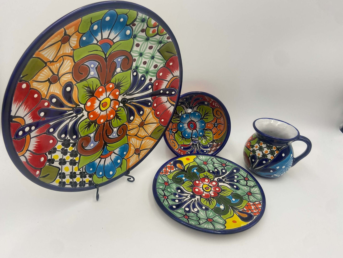 Talavera Dinnerware Set | 34-Piece Mexican Tableware for 8 - hand-painted colorful plates bowls and mug from Guanajuato artisanal set