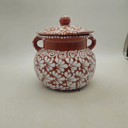 Talavera Frijolero Bean Pot with Lid — TGH-6732; actual product against its original background.